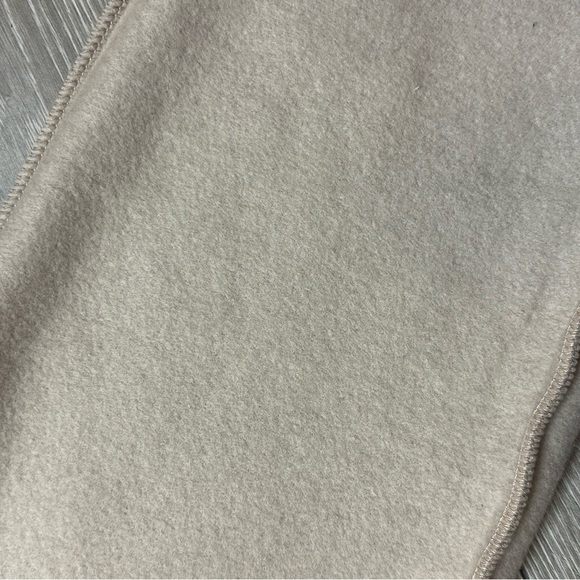 3 piece set. Sport suits with jacket, beige color. - Picture 3 of 6